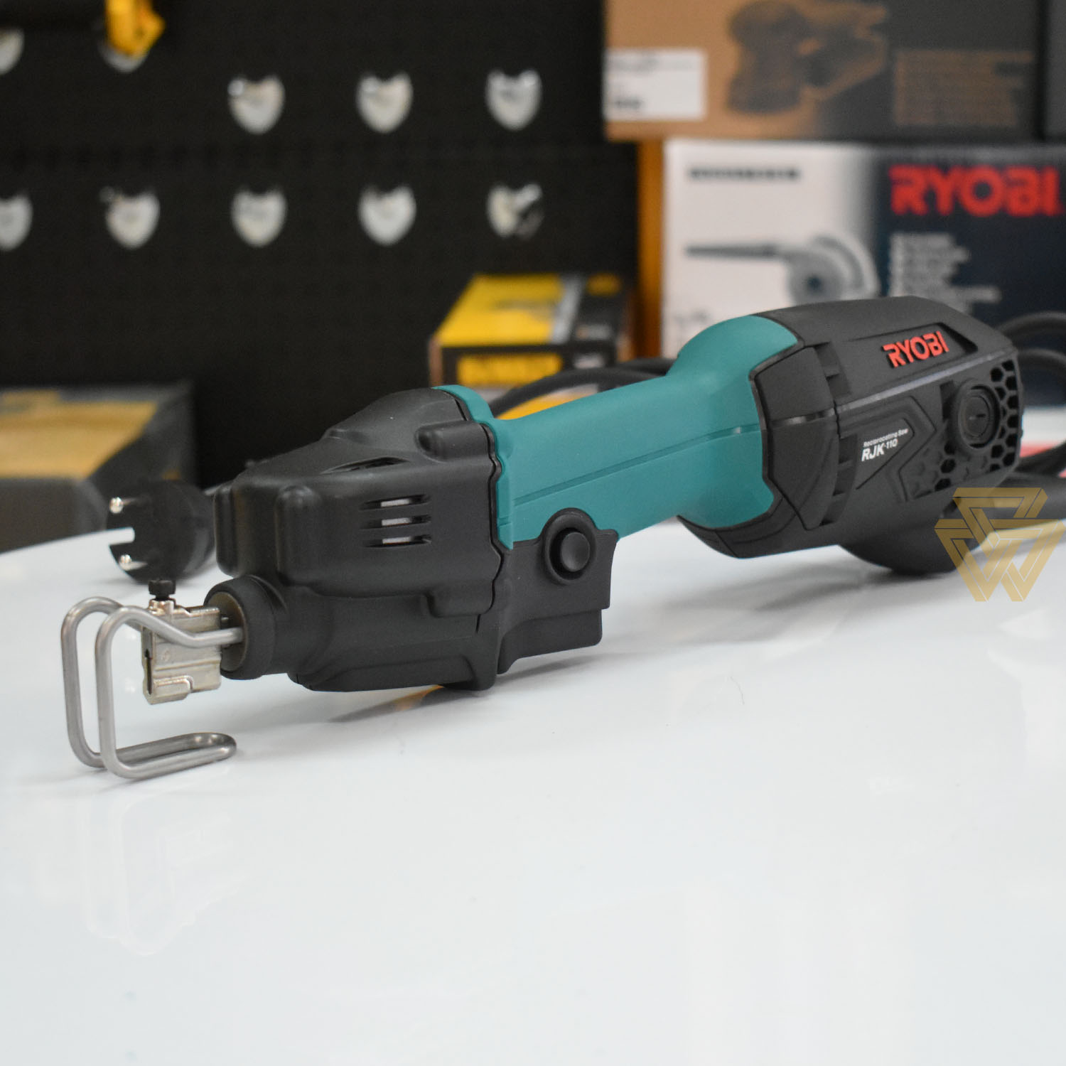 [Trả góp 0%]Máy Cưa Kiếm 210W Ryobi RJK-110