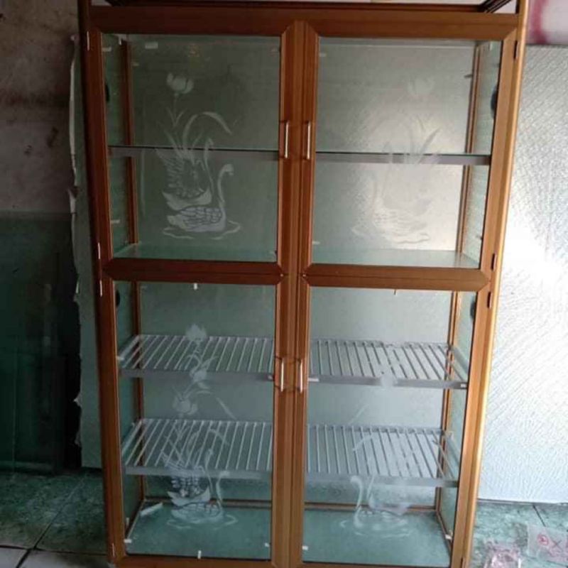 Tủ chén nhôm kính