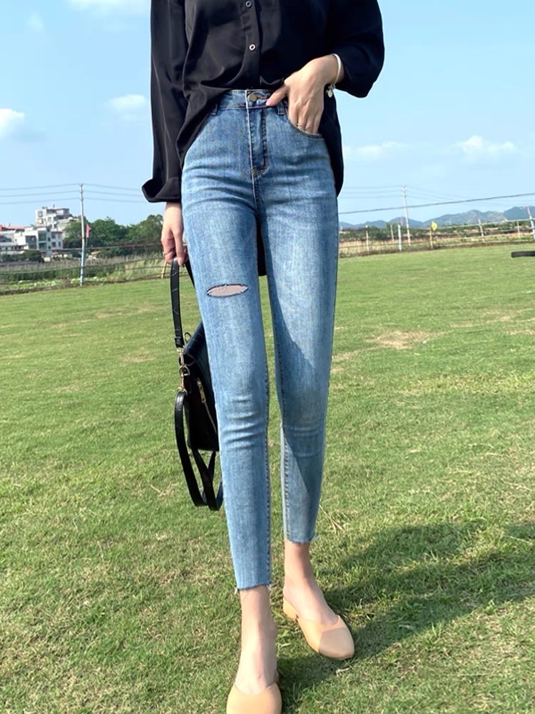 Quần jean nữ màu xanh nhạt dài 9 tấc lưng cao co giãn mạnh dành cho BIGSIZE từ 62-90kg (Mã SP:4209) MLJ - MoliJeans