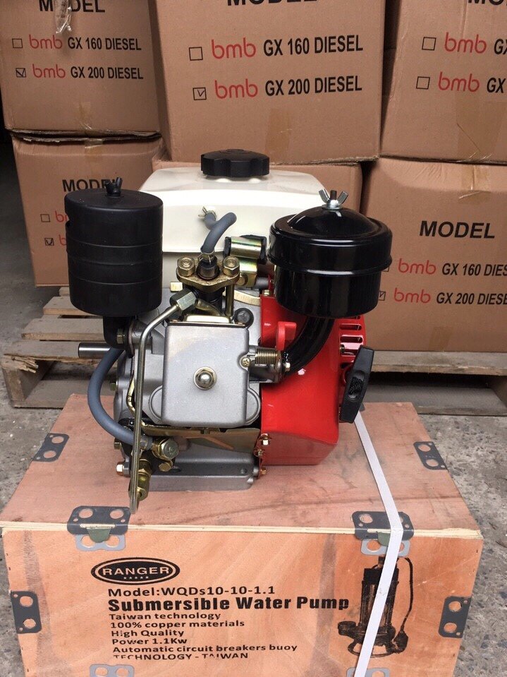 Động cơ nổ dầu Diesel BmB DGX 200