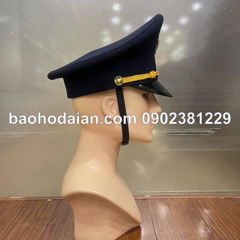 Mũ kêpi màu tím than kèm sao bảo vệ