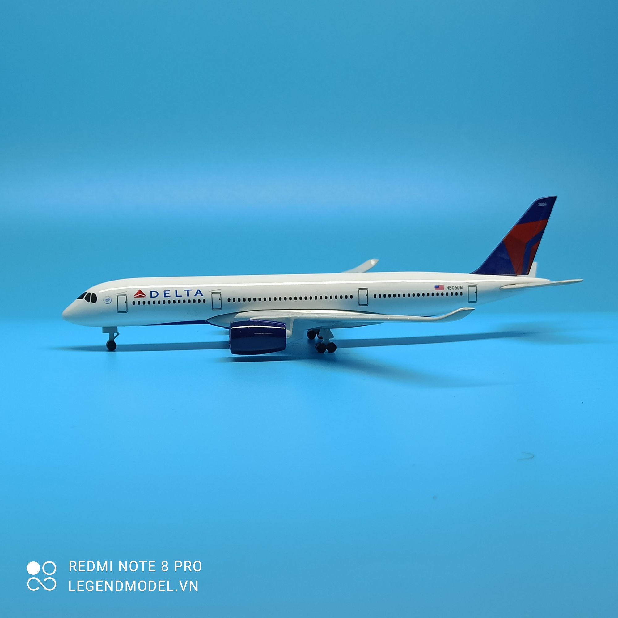 Mô hình máy bay Delta Airlines