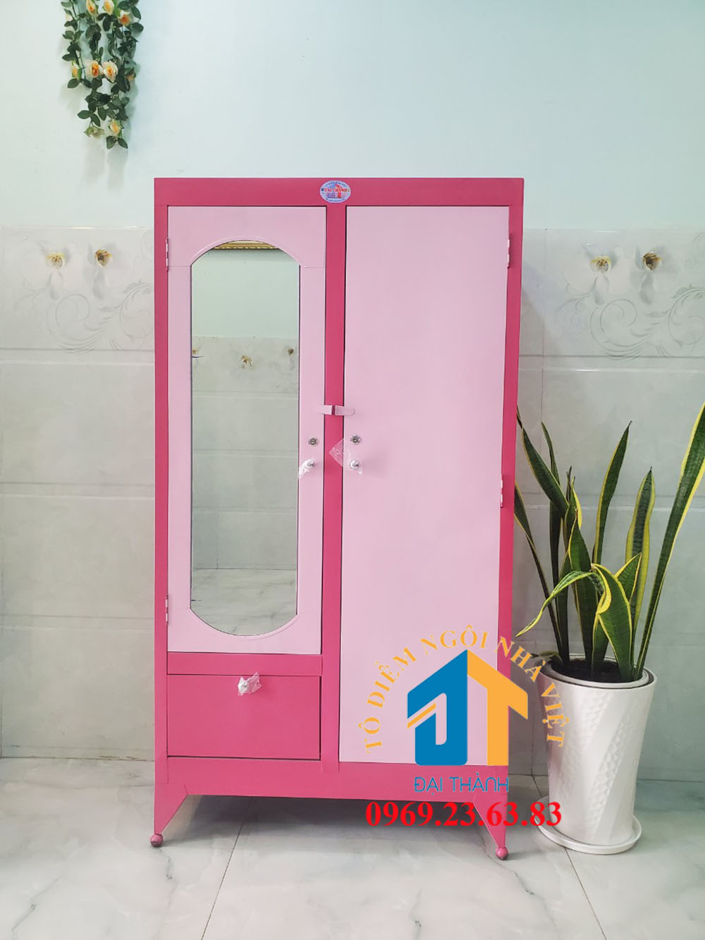 Tủ sắt quần áo cao 1m6 ngang 90cm màu hồng, có hộc và khóa kéo - Nội Thất Đại Thành