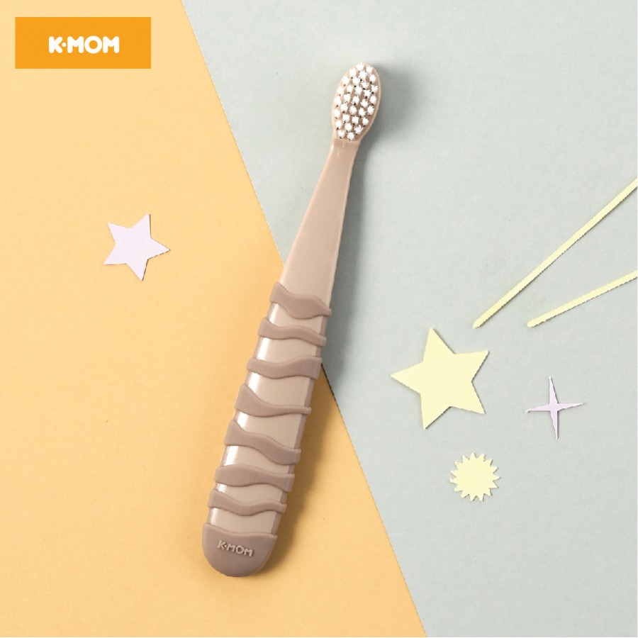 Bàn chải đánh răng trẻ em K-Mom