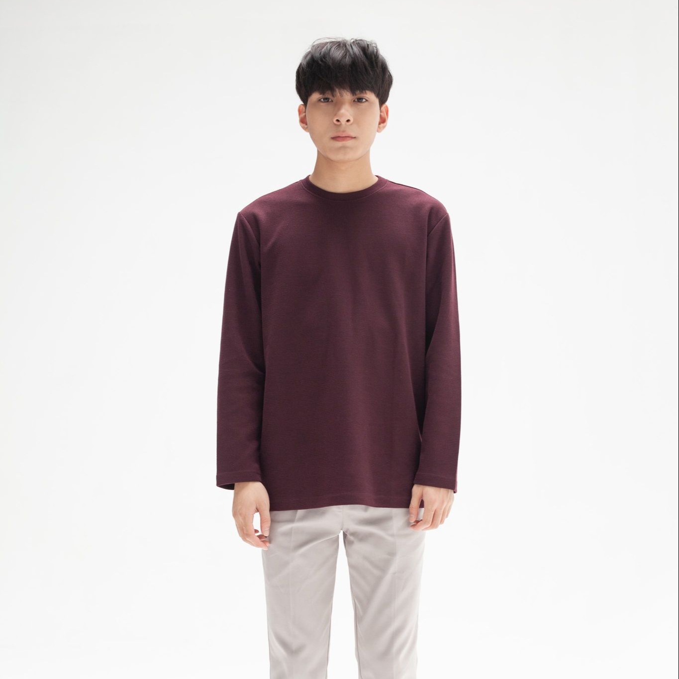 Áo Nỉ Dài Tay Look Max Sweater