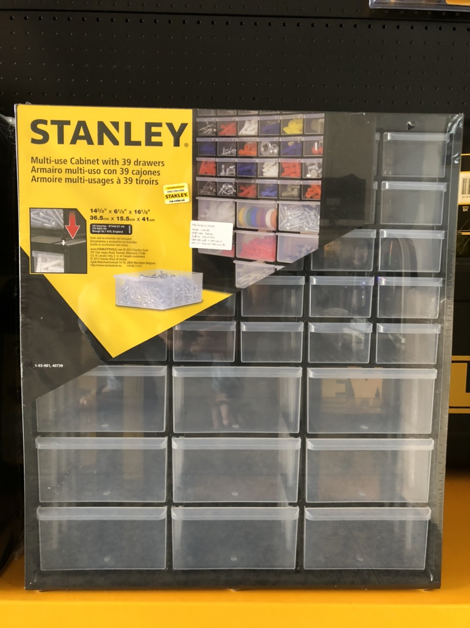 1-93-981 Hộp dụng cụ 39 ngăn Stanley