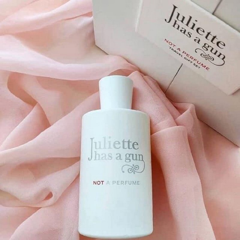 Nước hoa Juliette Not A Perfume EDP 10ml