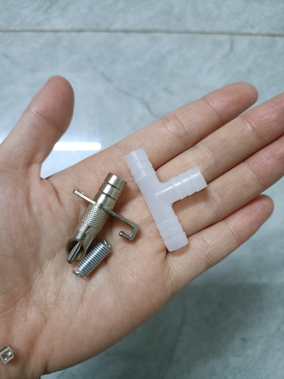Combo 10 automatic drinking valves for squirrels