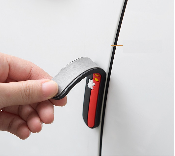 Bộ 4 miếng dán chống va đập cửa xe ô tô