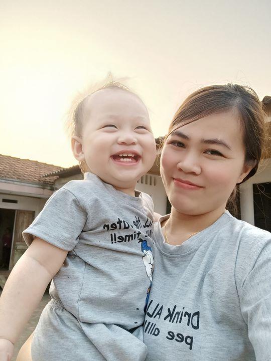 BỘ MẸ VÀ BÉ MẪU VỊT DONAL