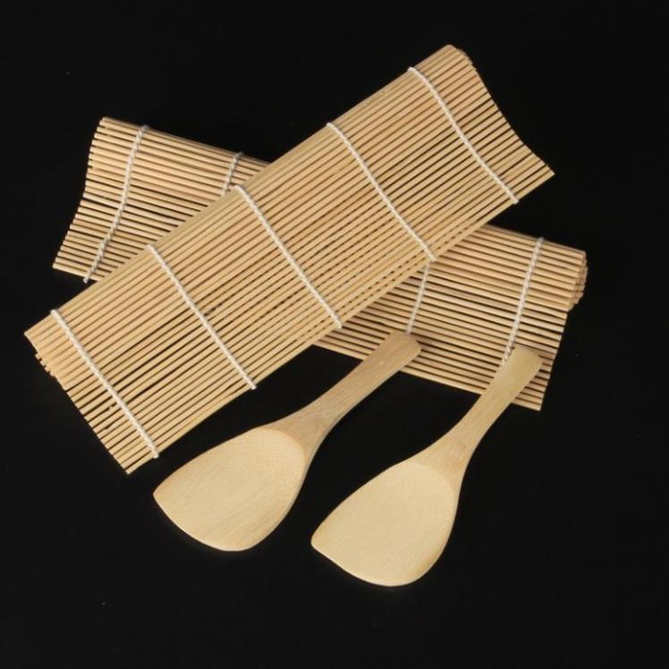 Dụng cụ cuộn sushi bằng gỗ tre sang trọng tinh tế