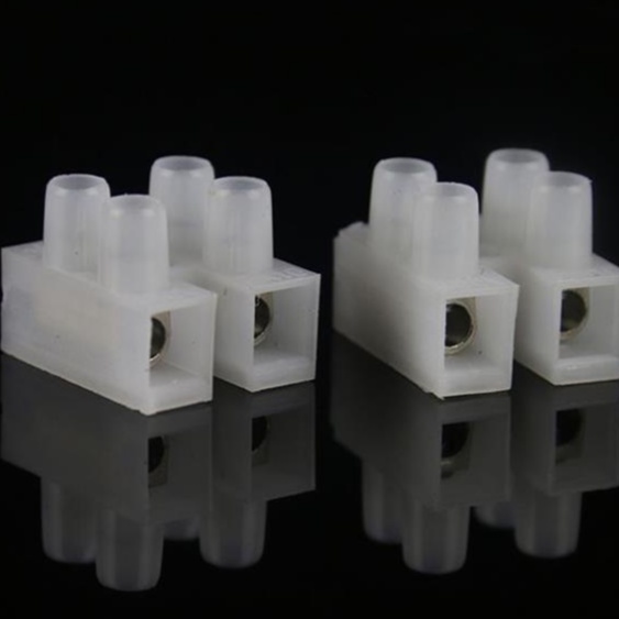 Cút nối dây điện bắt vít PA10-2P