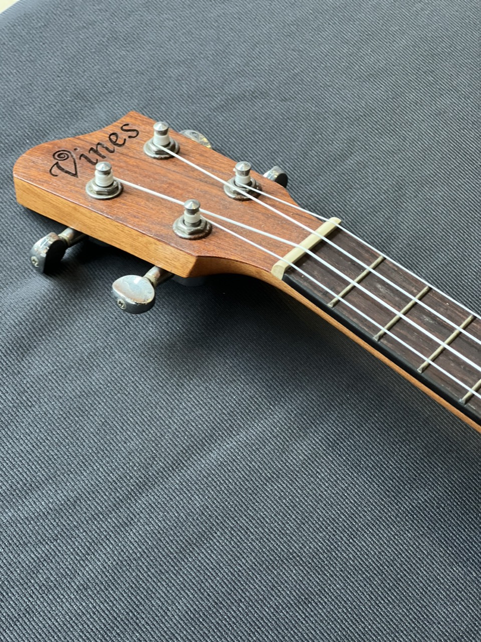 Bộ Đàn Ukulele UK24-45 + Bao đàn Ukulele U11-24