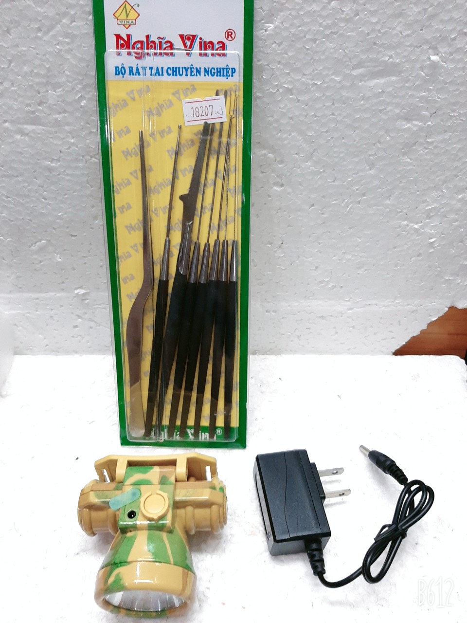 Combo Bộ Lấy Ráy Tai Và Đèn Đội Đầu Lấy Ráy Tai