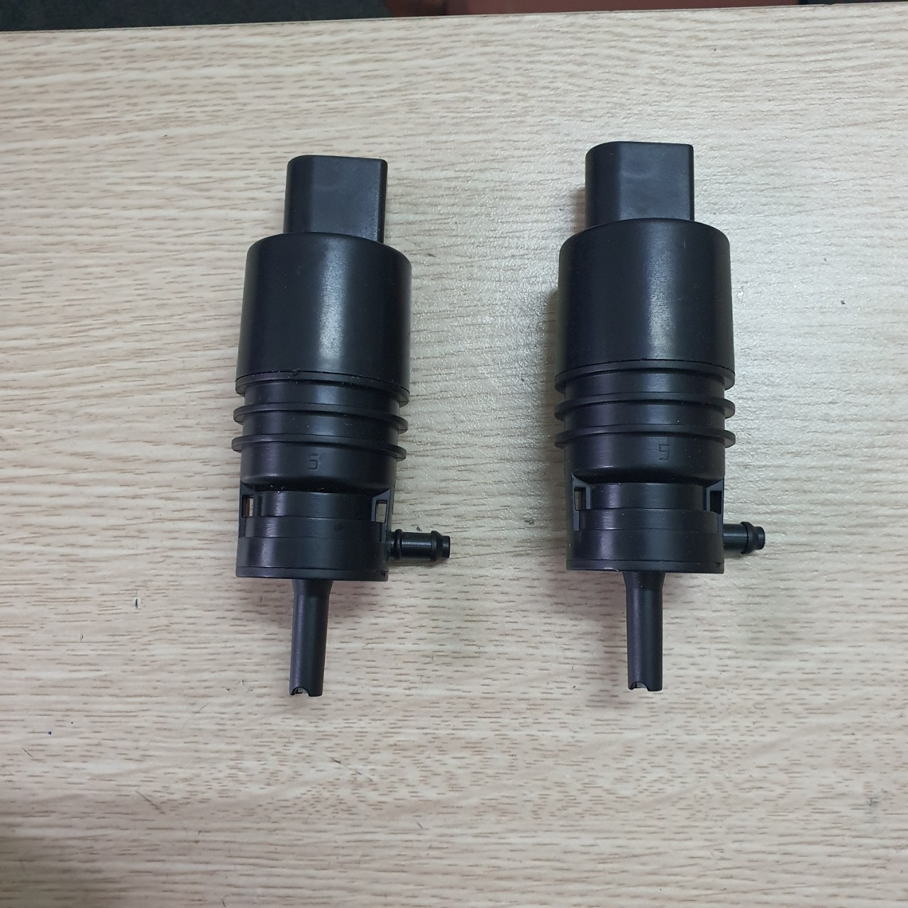 Mô tơ bơm nước rửa kính Cruze , Lacetti CDX