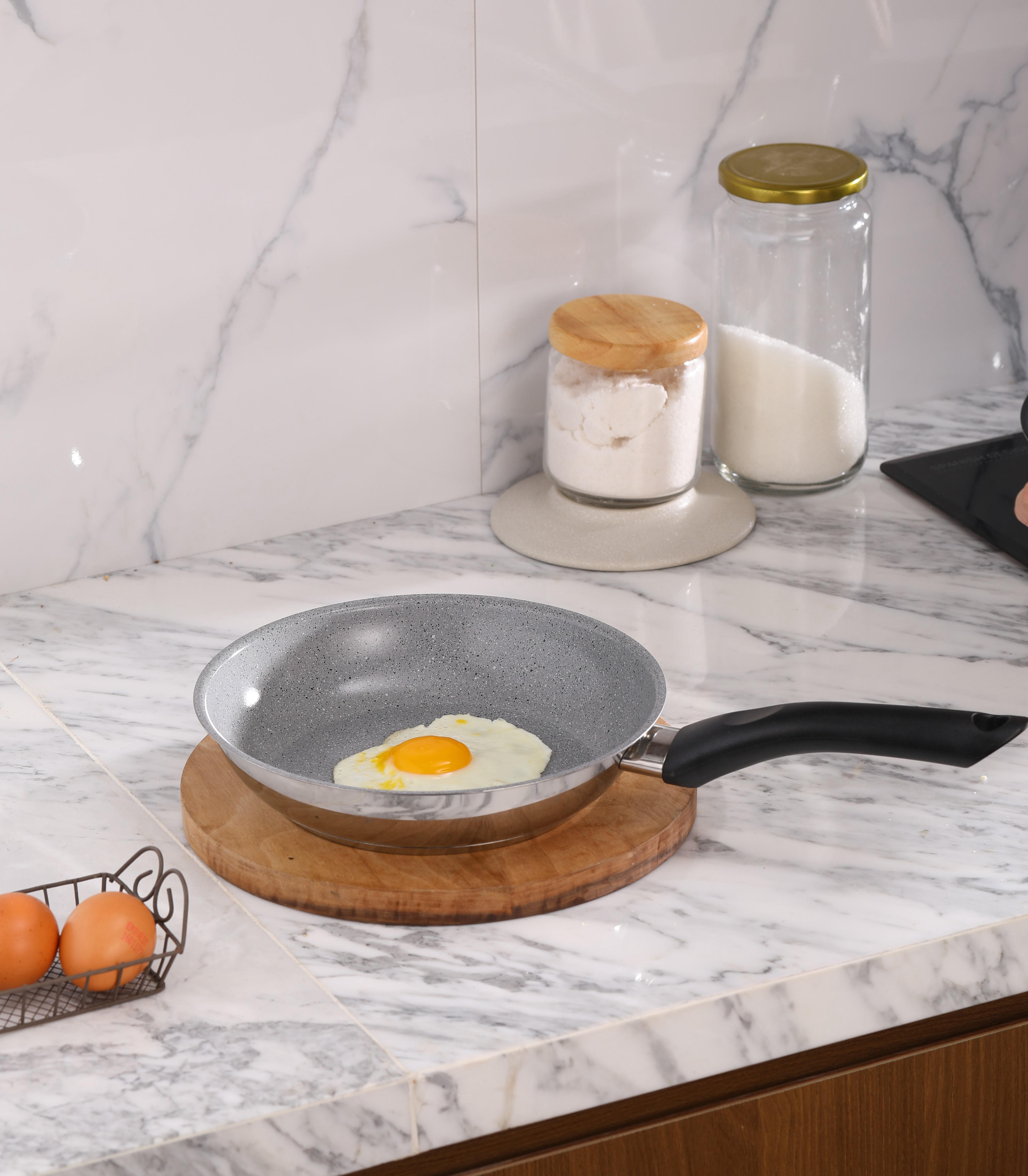 [HCM]Chảo 3 đáy chống dính Svalla 22cm
