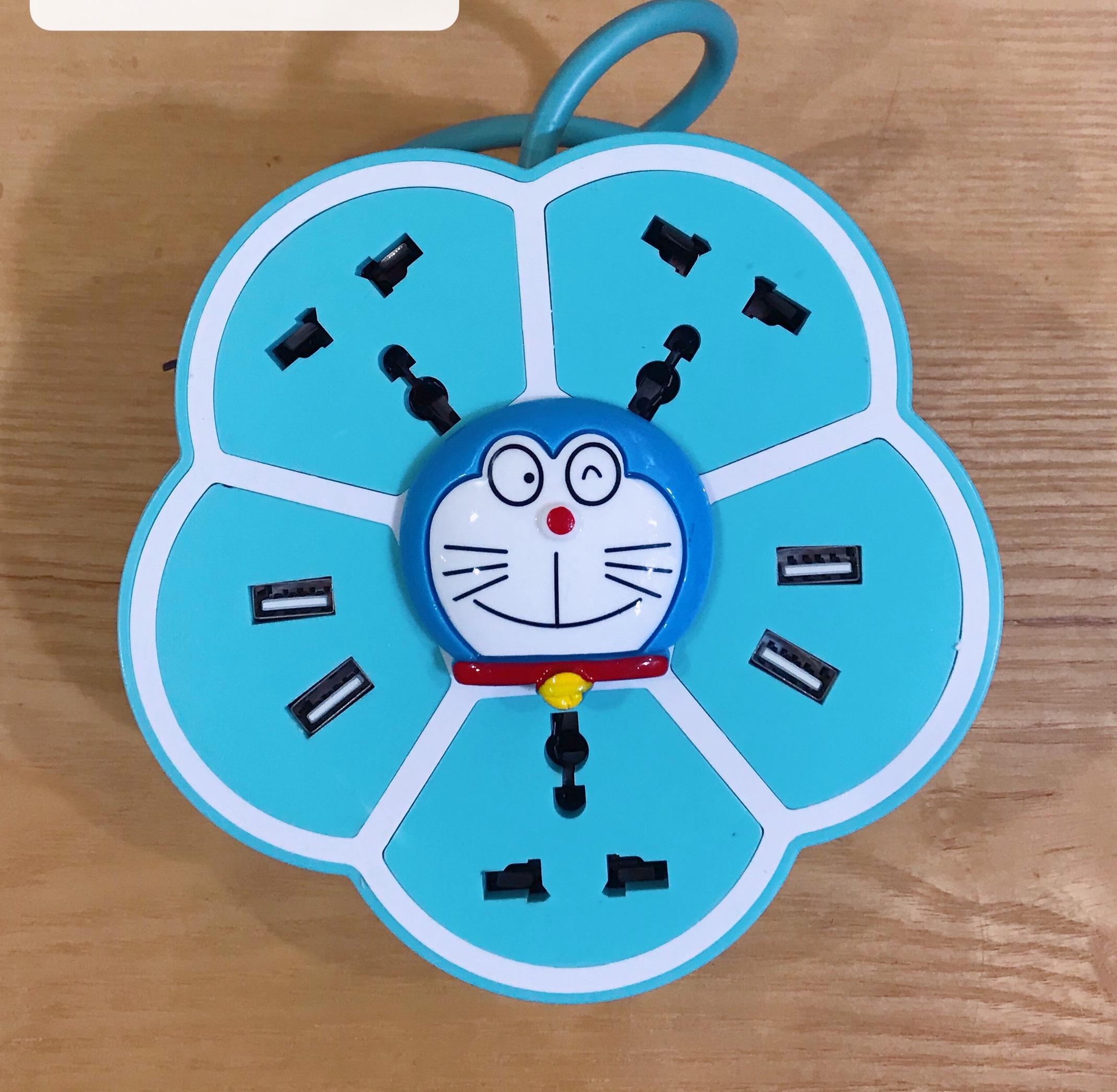 Ổ Cắm Điện USB Thông Minh Doremon Doraemon