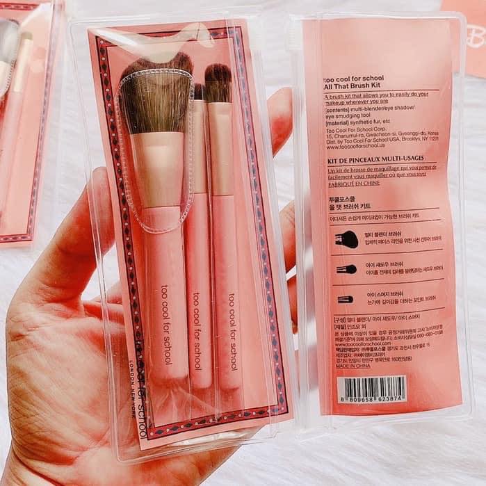 Bộ Cọ Trang Điểm Too Cool For School Make Up Brush Kit