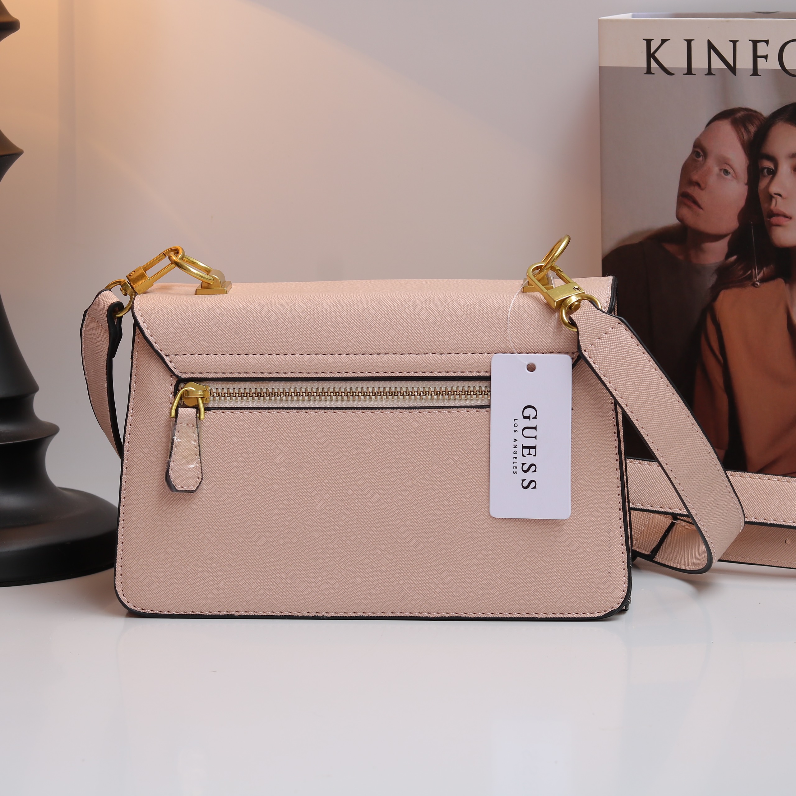 túi đeo chéo nữ gu ess Size :24cm*9cm*16cm