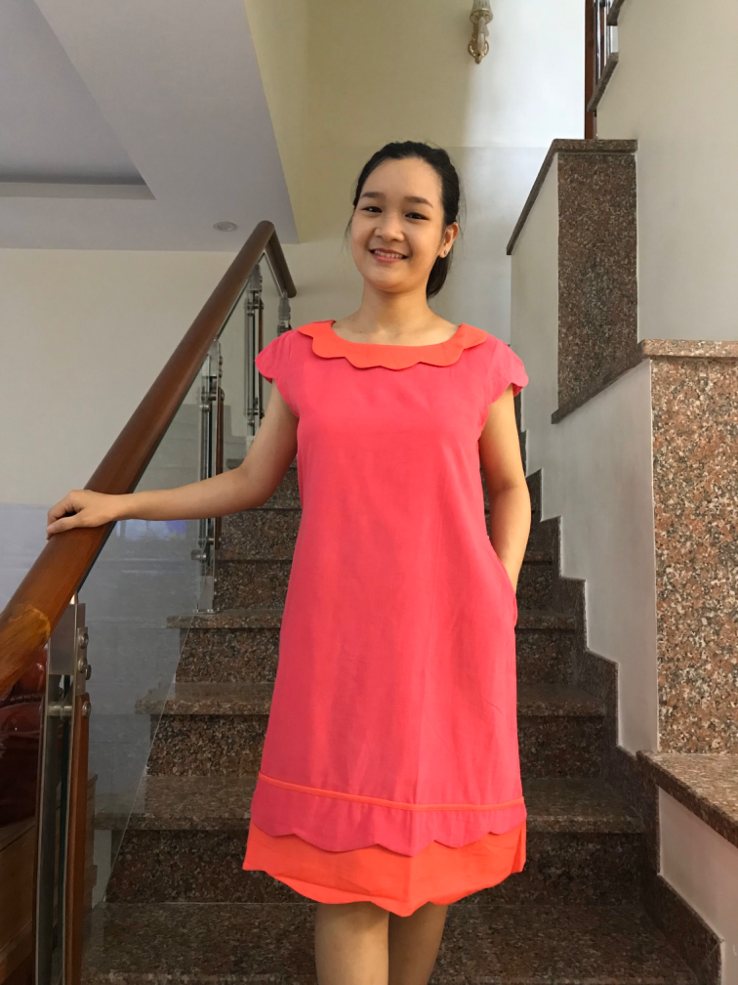 Đầm bầu nhung cổ sen (cam)