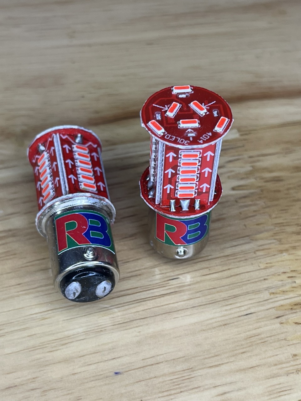 Siêu sale- đèn led hậu nhấp nháy audi cho xe máy, siêu sáng đèn hậu nháy stop f1 màu đỏ-chính hãng rb