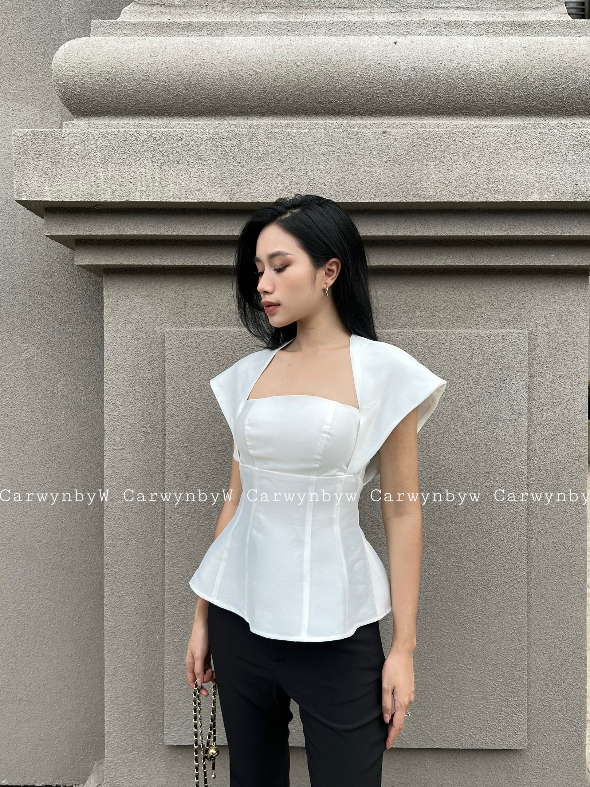 Áo Thiết Kế Peplum Cúp Ngực Tay Kiểu (Poly Top)
