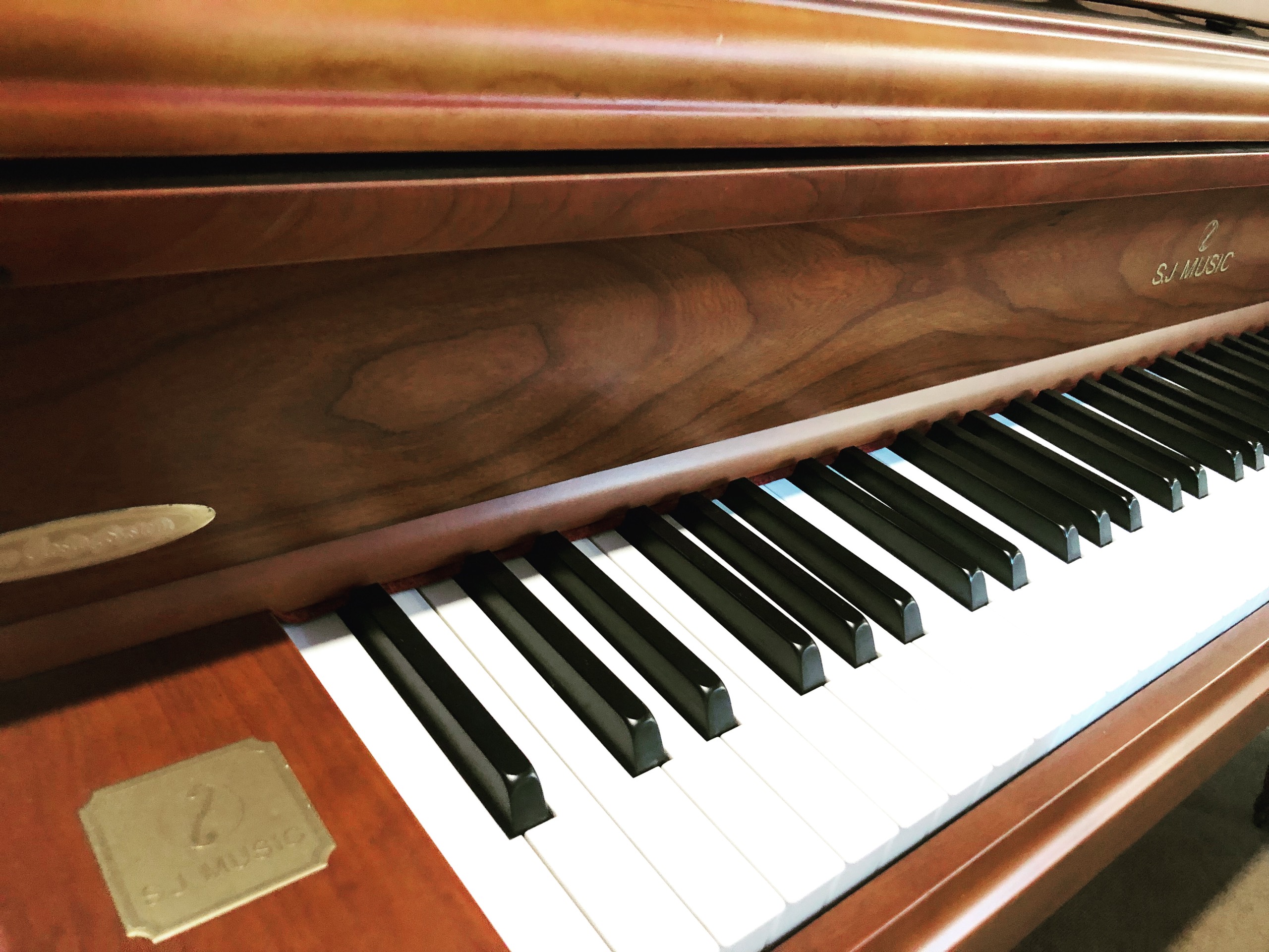 ĐÀN PIANO CƠ S,J MUSIC