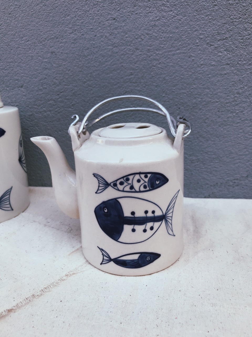 Handmade Ceramics/  Luxury Kitchenware/ Bat Trang Luxury Ceramics/  Happy Blue Fish Collection
