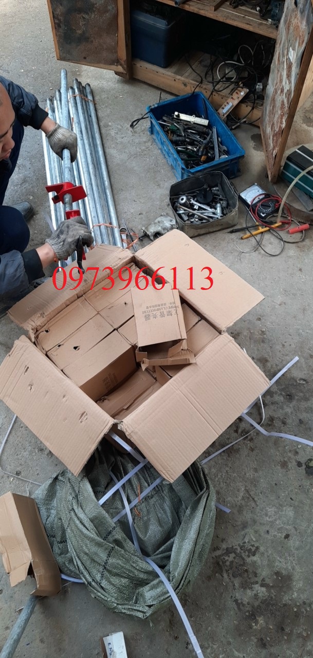 Hn Cảo ống nước phi 27 có chân chưa kèm ống