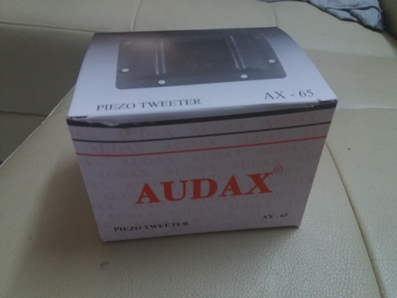 [GIÁ RẺ] Loa nhà yến AUDAX AX65