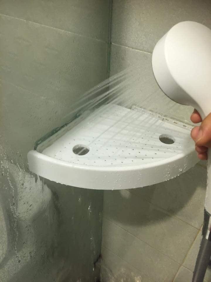 Kệ góc thông minh hút chân không dùng trong nhà tắm