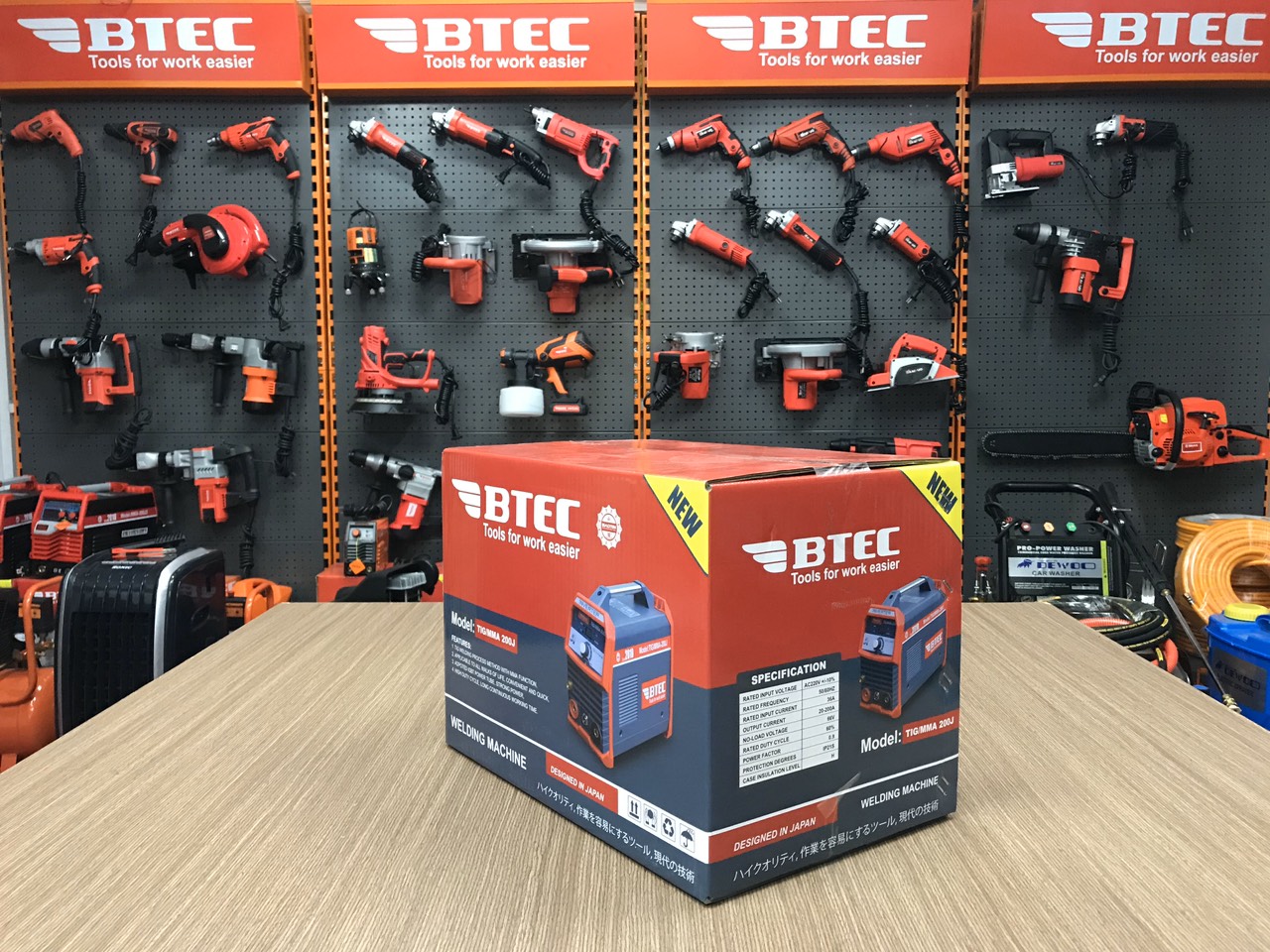 [Trả góp 0%] Máy hàn Tig que BTEC TIG/MMA-200J