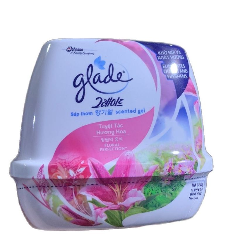 Combo 3 cục sáp thơm cỏ hoa Glade 180g