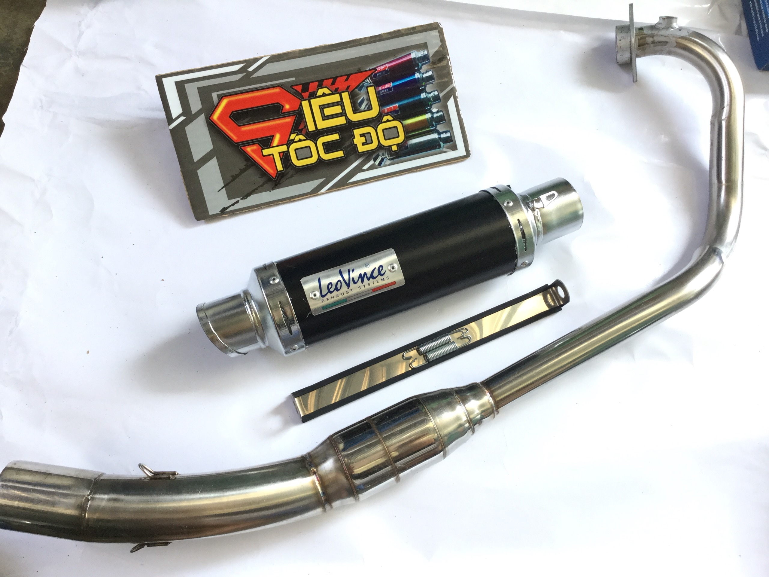 Pô leovince đen full pass treo lò xo bao gồm cả cổ pô độ bầu hơi inox cho xe raider xăng cơ..............