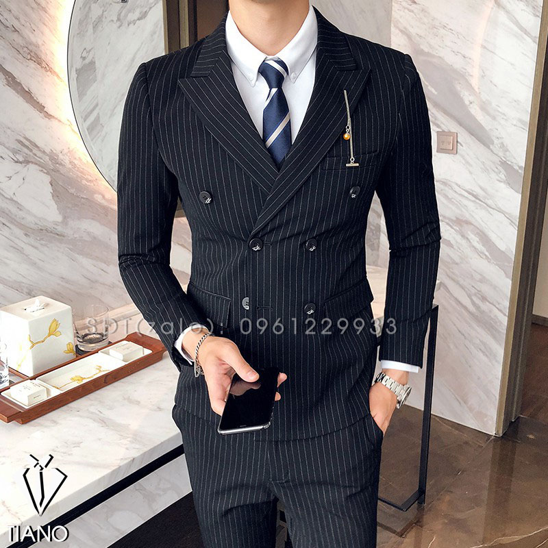 Bộ Vest nam Đen sọc cao cấp 6 cúc kiểu dáng Hàn Quốc, form ôm đẹp. Vải không bai xù chống nhăn cao cấp.