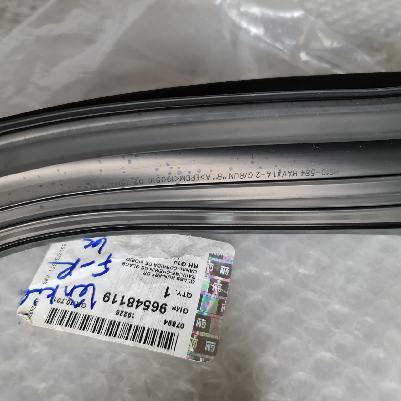 Gioăng trượt kính cửa Lacetti 04-09 Xịn