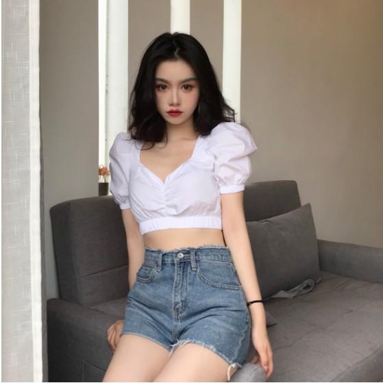 [HCM]Sale Áo Croptop trắng tay phồng
