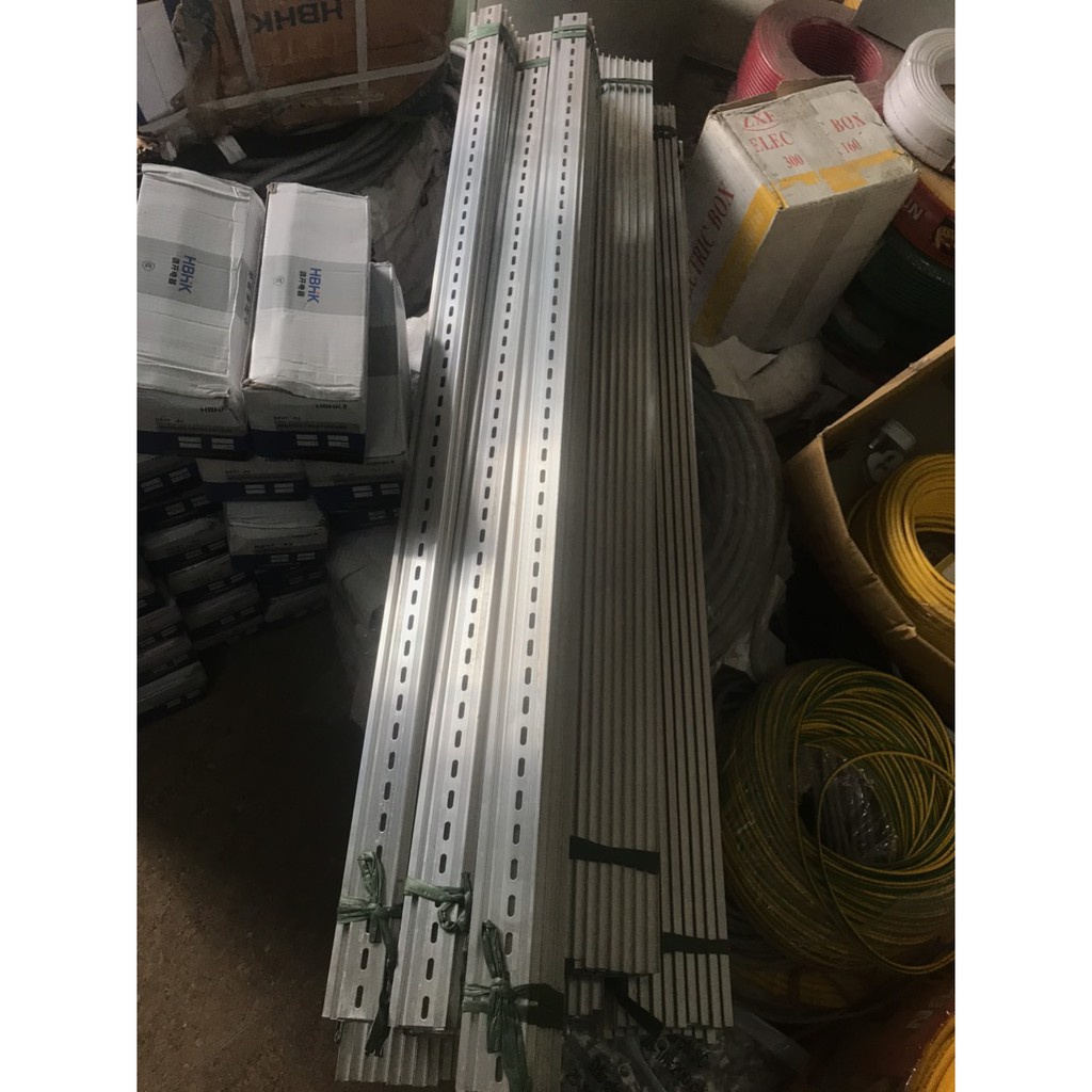 Thanh ray nhôm 1m dùng để bắt thiết bị