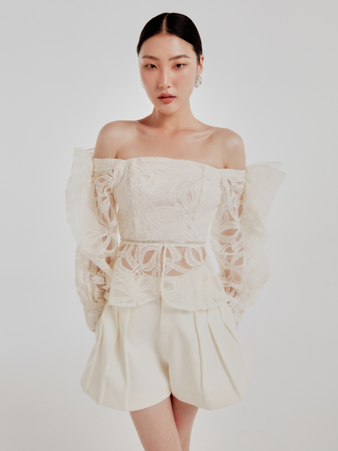 COCO SIN - Áo Ren Nude Trẹt Vai Đính Đá