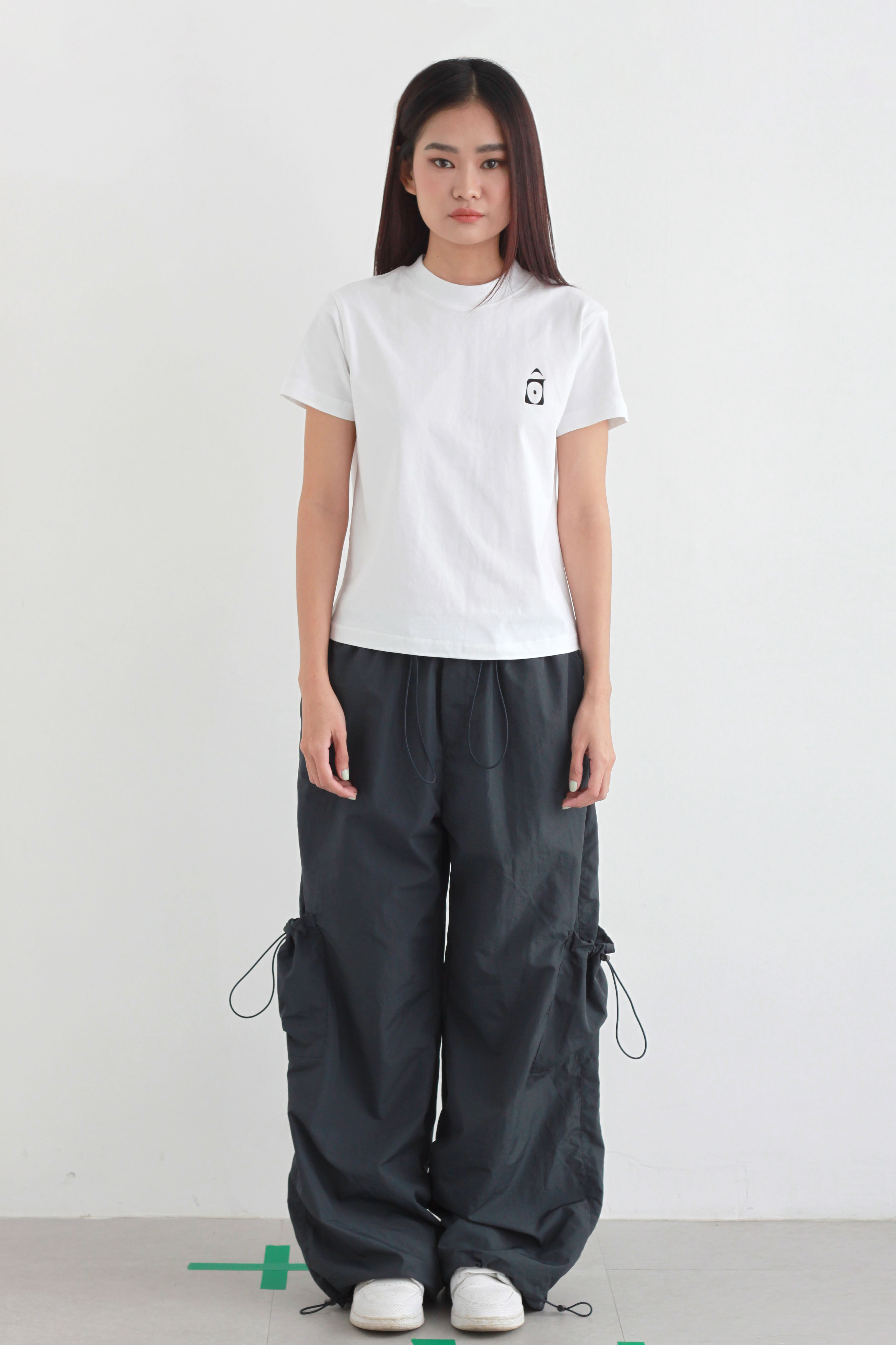OLALASTUDIO Áo thun Baby Tee ÔLàla in chữ basic