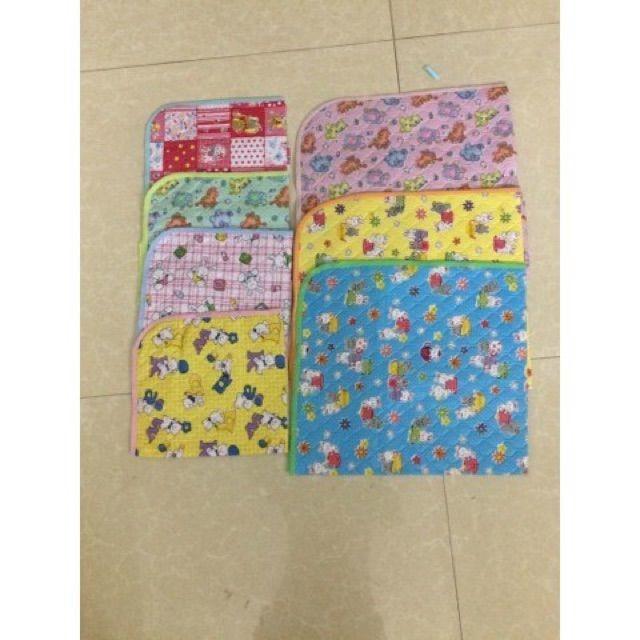 Tấm lót chống thấm Nilon 40x50cm