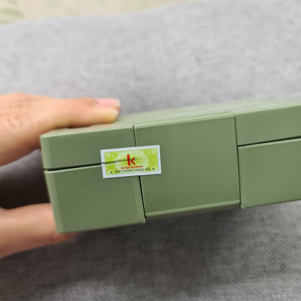 SÁP VUỐT TÓC KEVIN.MURPHY FREE.HOLD 100G