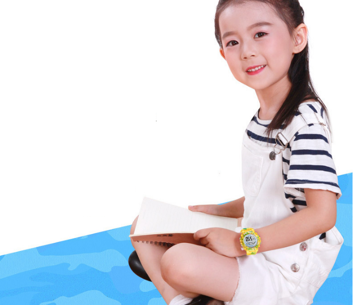 Đồng hồ trẻ em điện tử đa chức năng kết hợp đèn Led chính hãng Coobos mặt kính chống trầy xước chống nước tốt bảo hành 5 năm