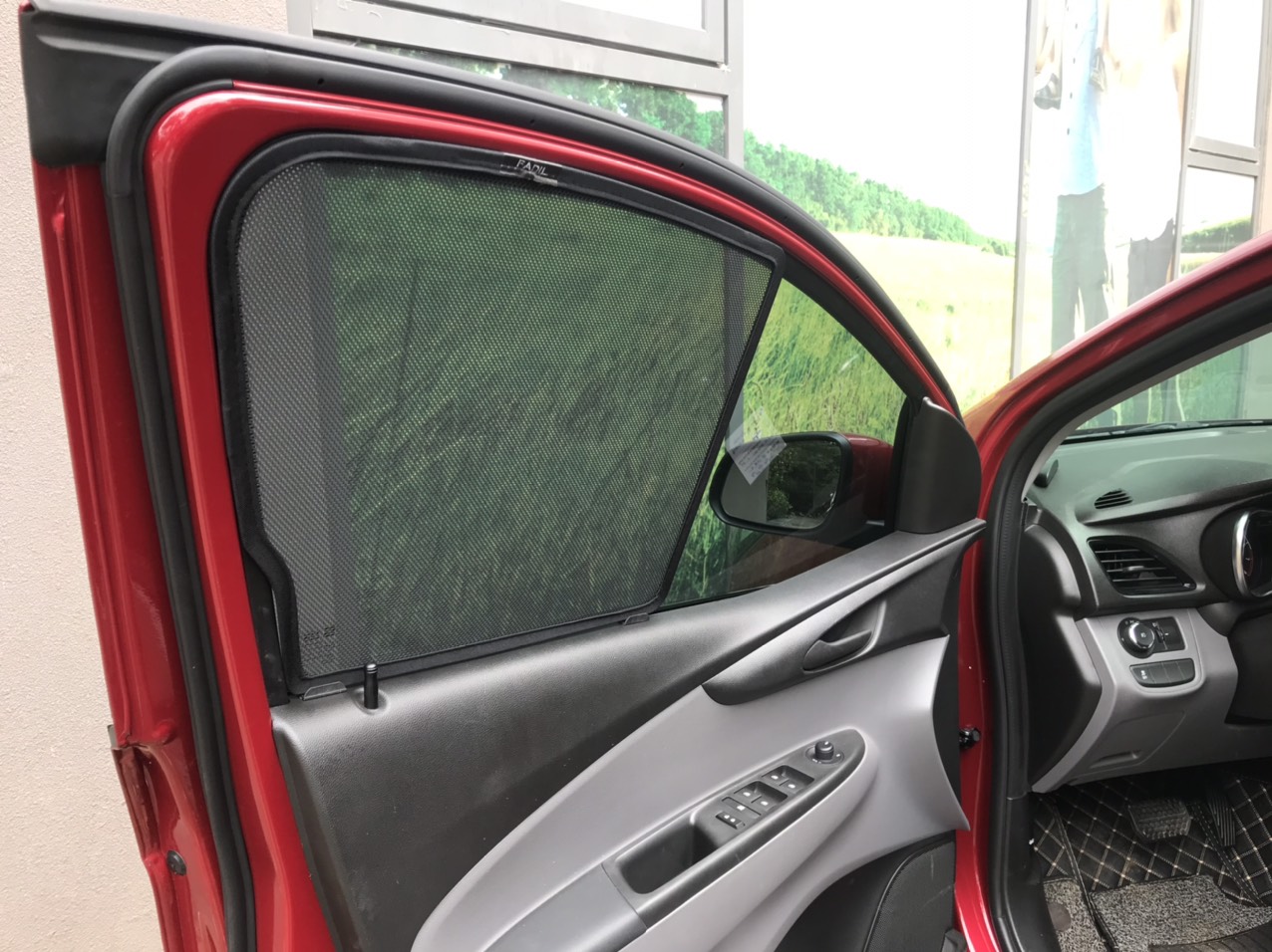 Rèm che nắng theo xe Fadil