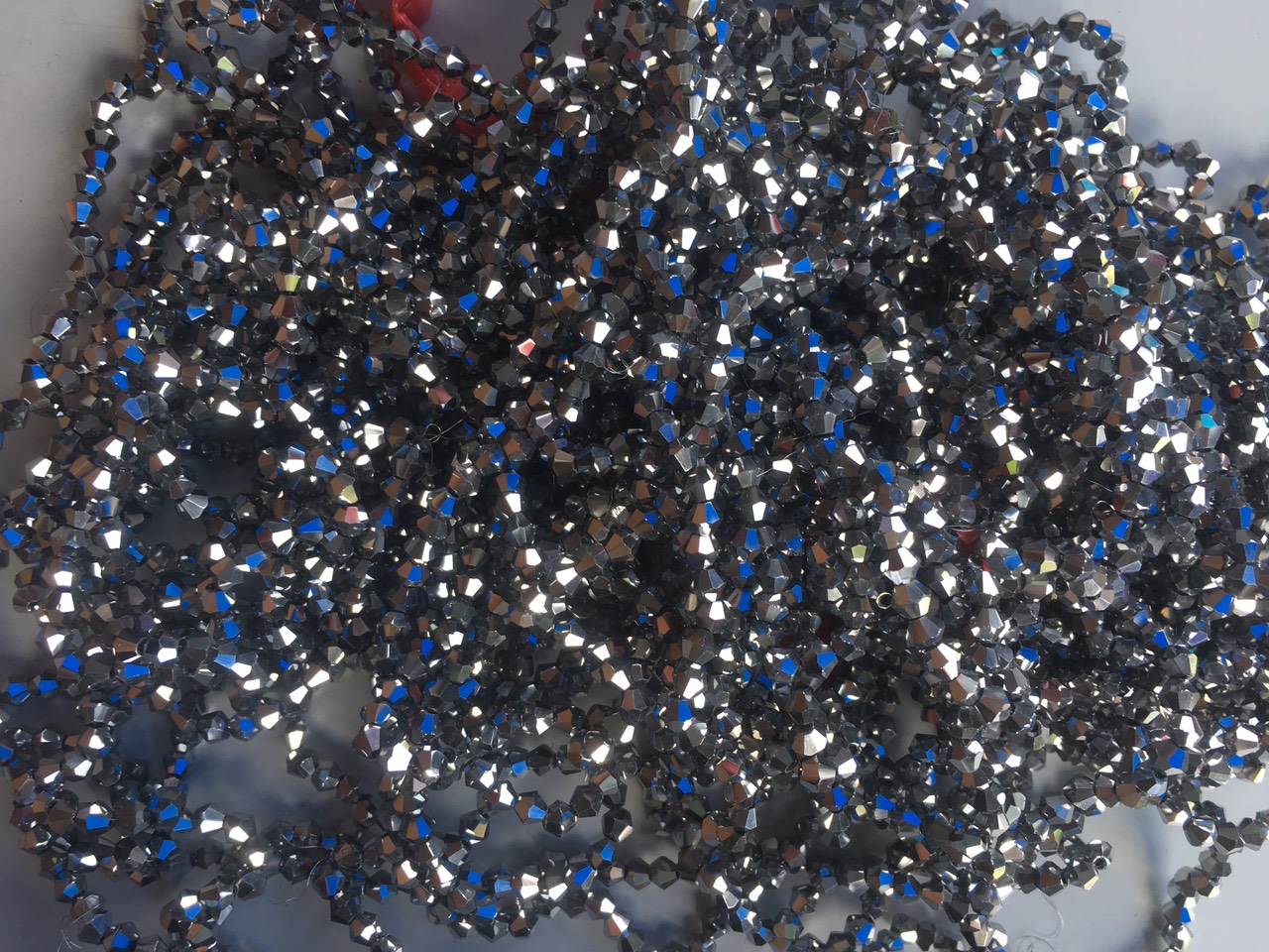Chuỗi 5 Dây Pha Lê Hình Nón 4MM Nhiều Màu