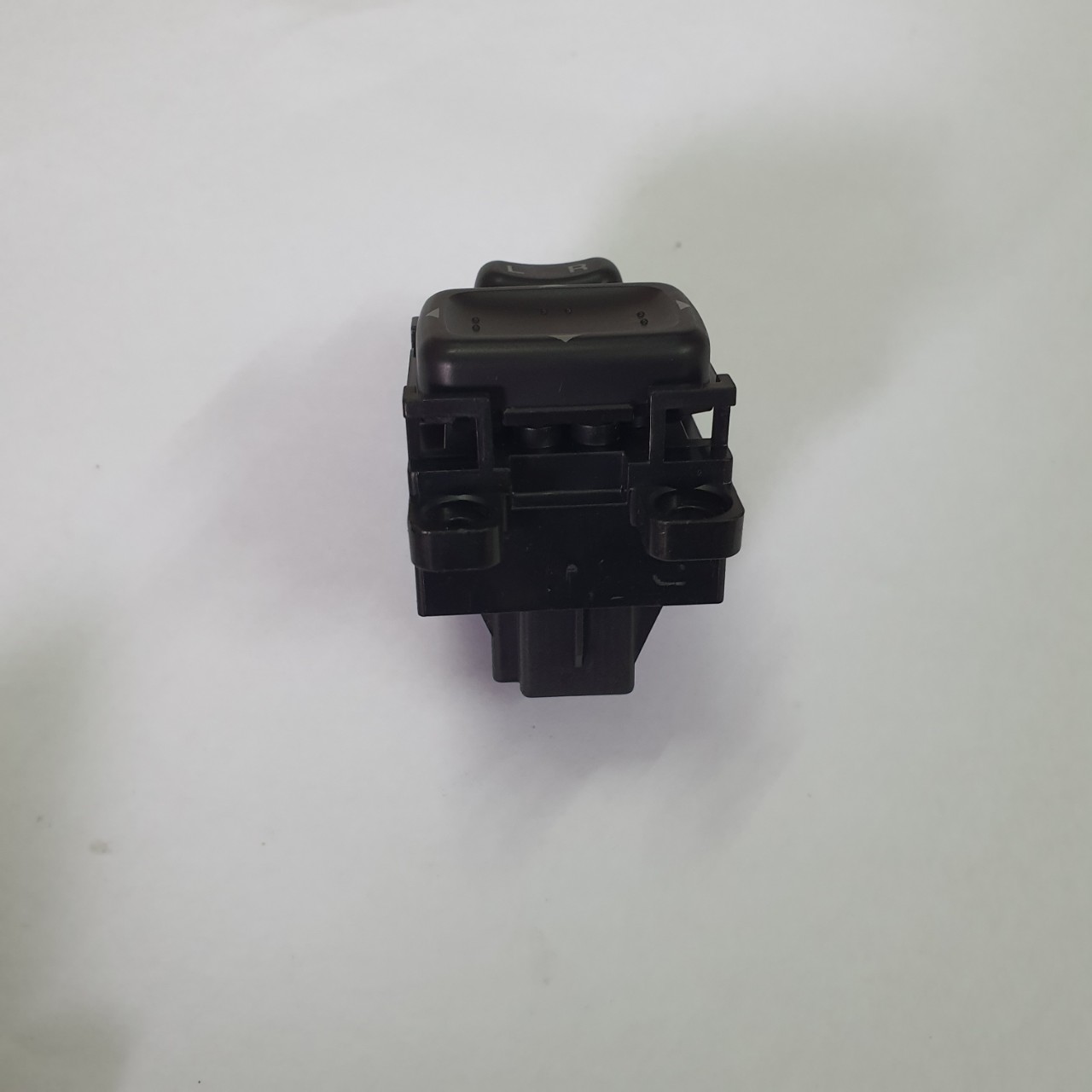 Công tắc chỉnh gương Ford Everest