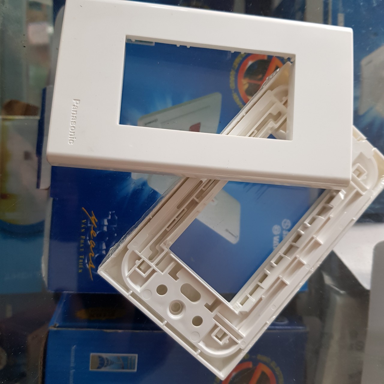 [ PANASONIC ] MẶT CÔNG TẮC DÒNG WIDE