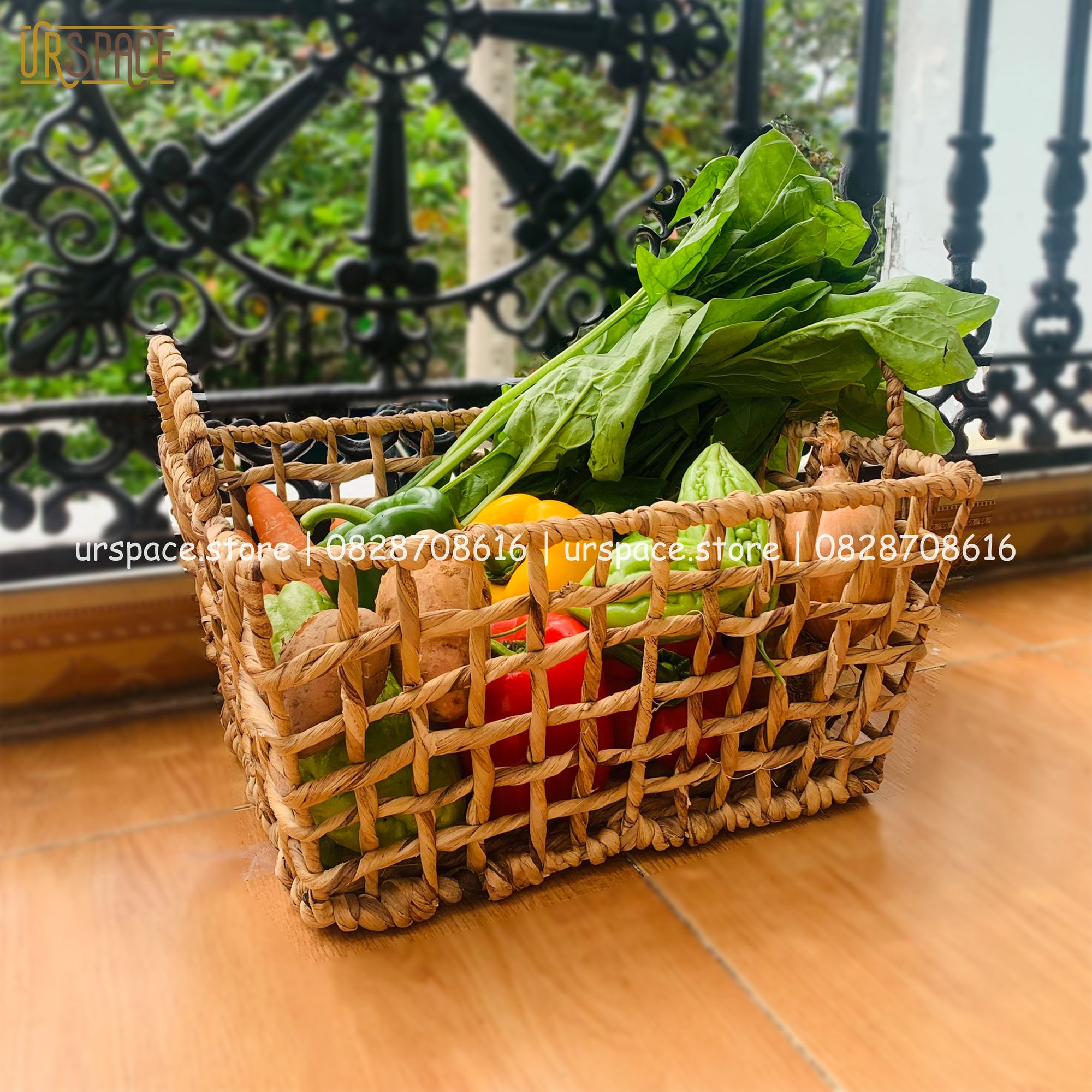 Hand woven hyacinth storage basket