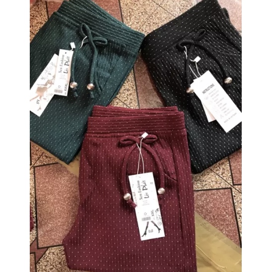 Quần Cotton Chấm Bi 9 Tấc