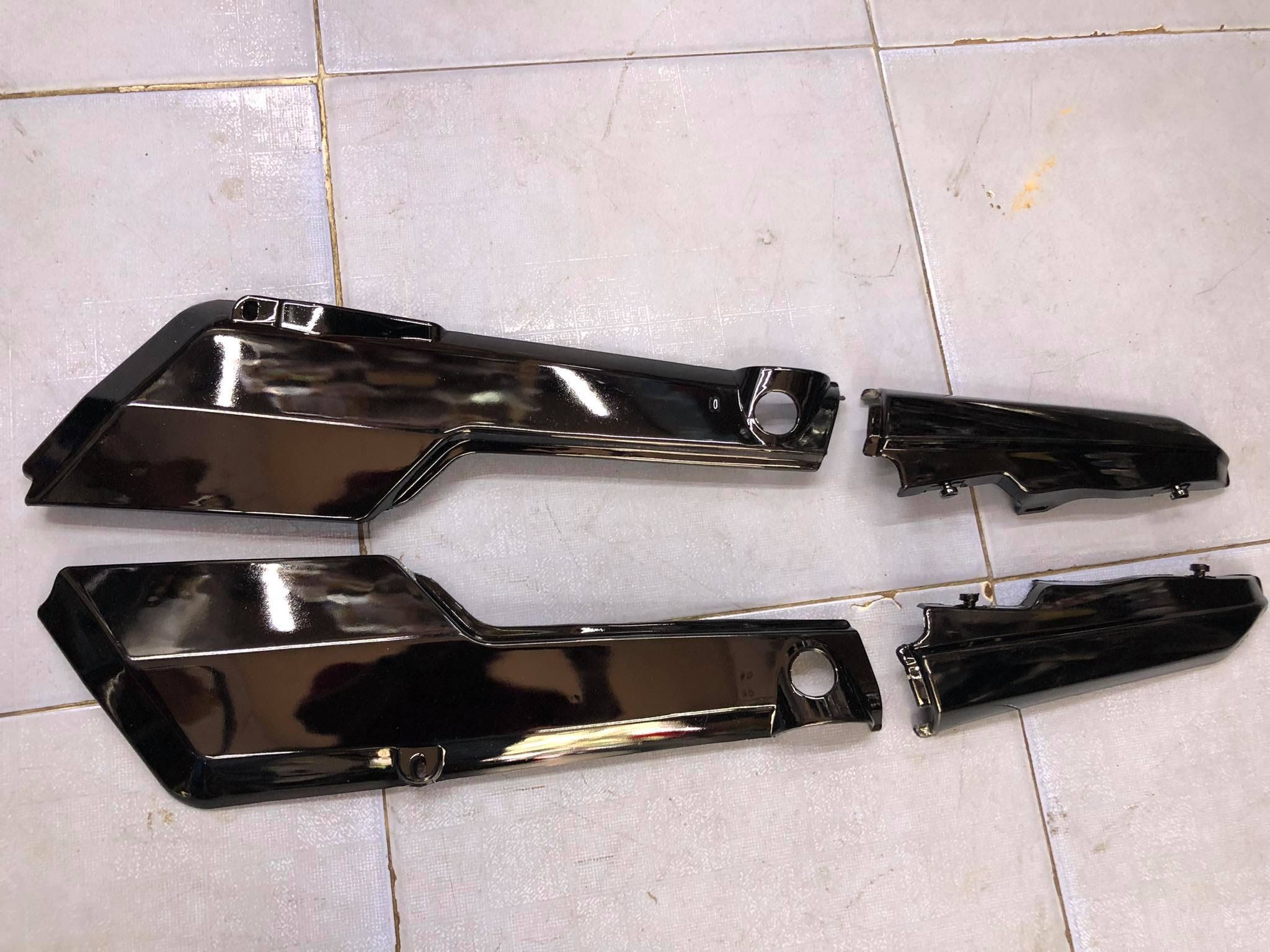 honda win 100: cặp ốp hong 2 bên cho xe honda win100-màu đen